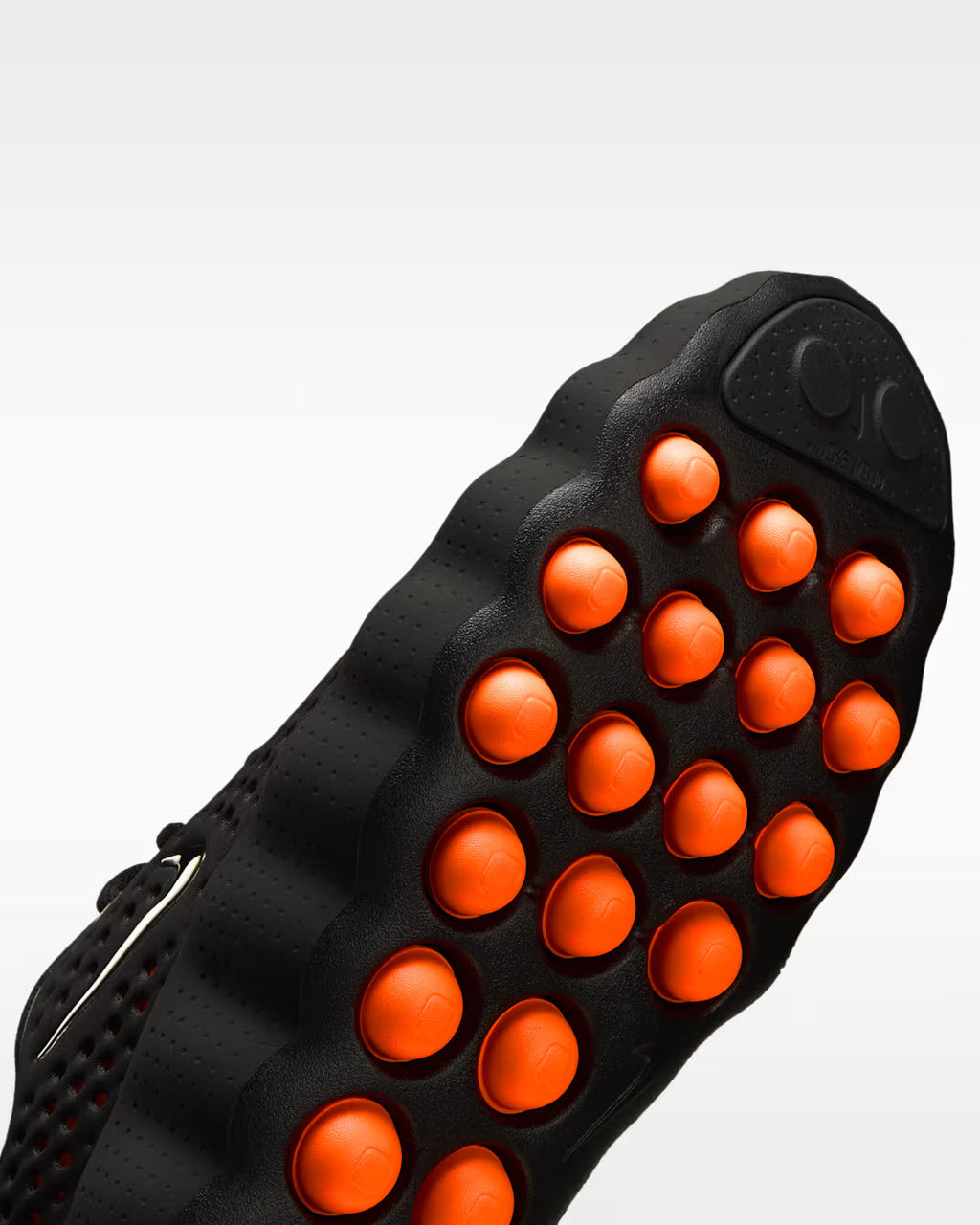 Nike Mind 002
