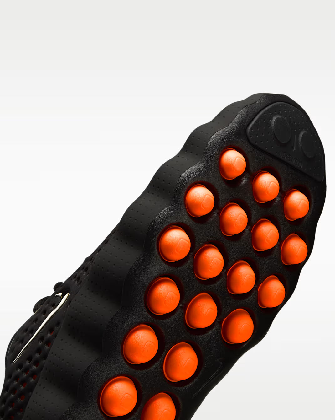 Nike Mind 002