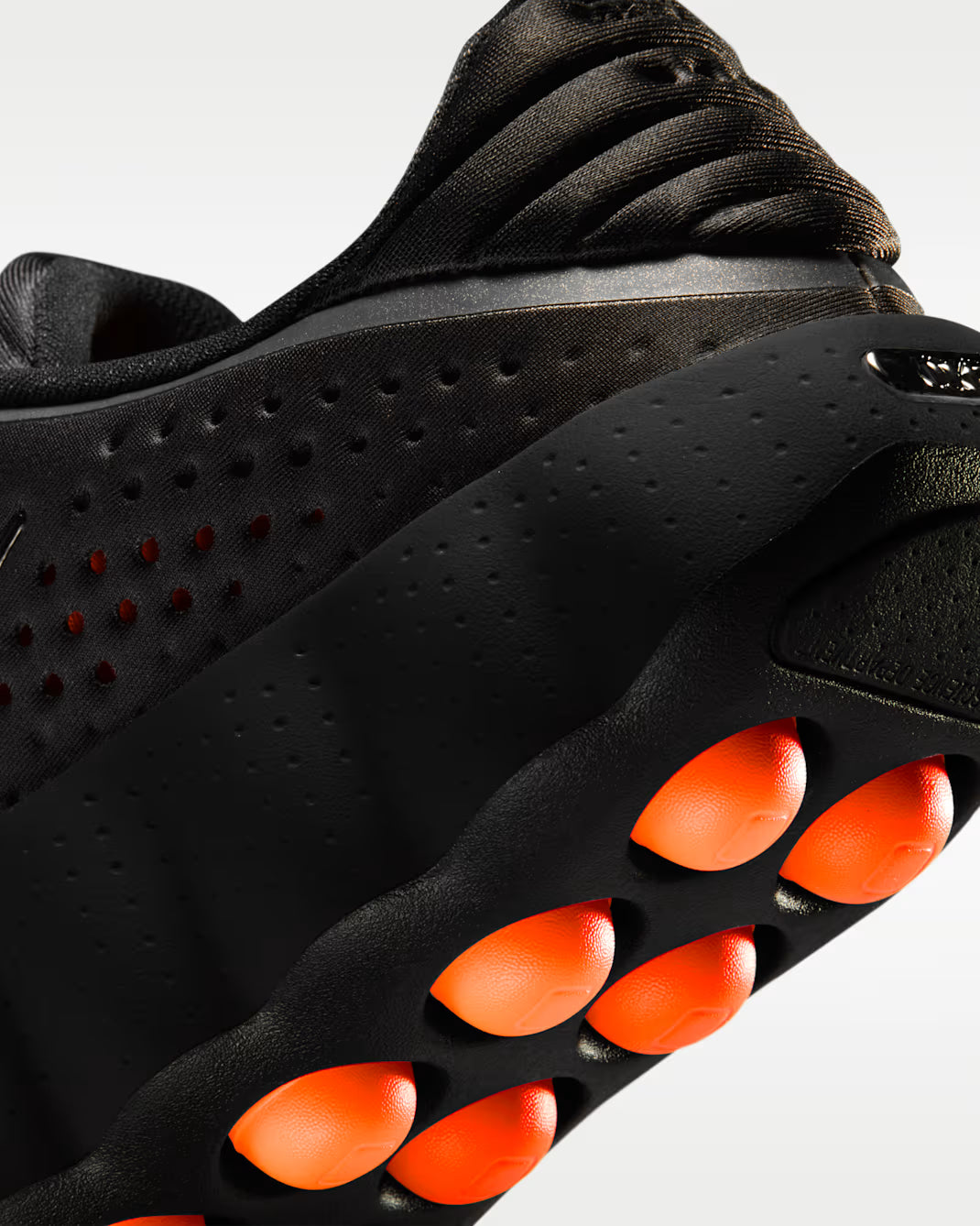 Nike Mind 002